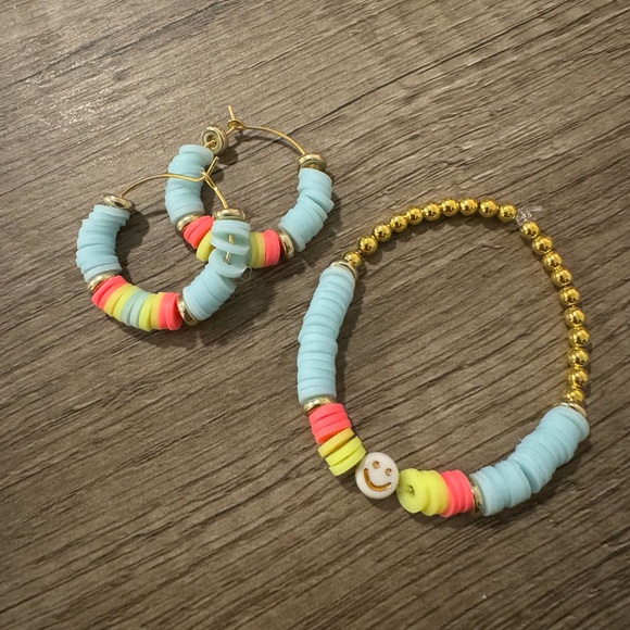 Smiley Set - Picture 2 of 2